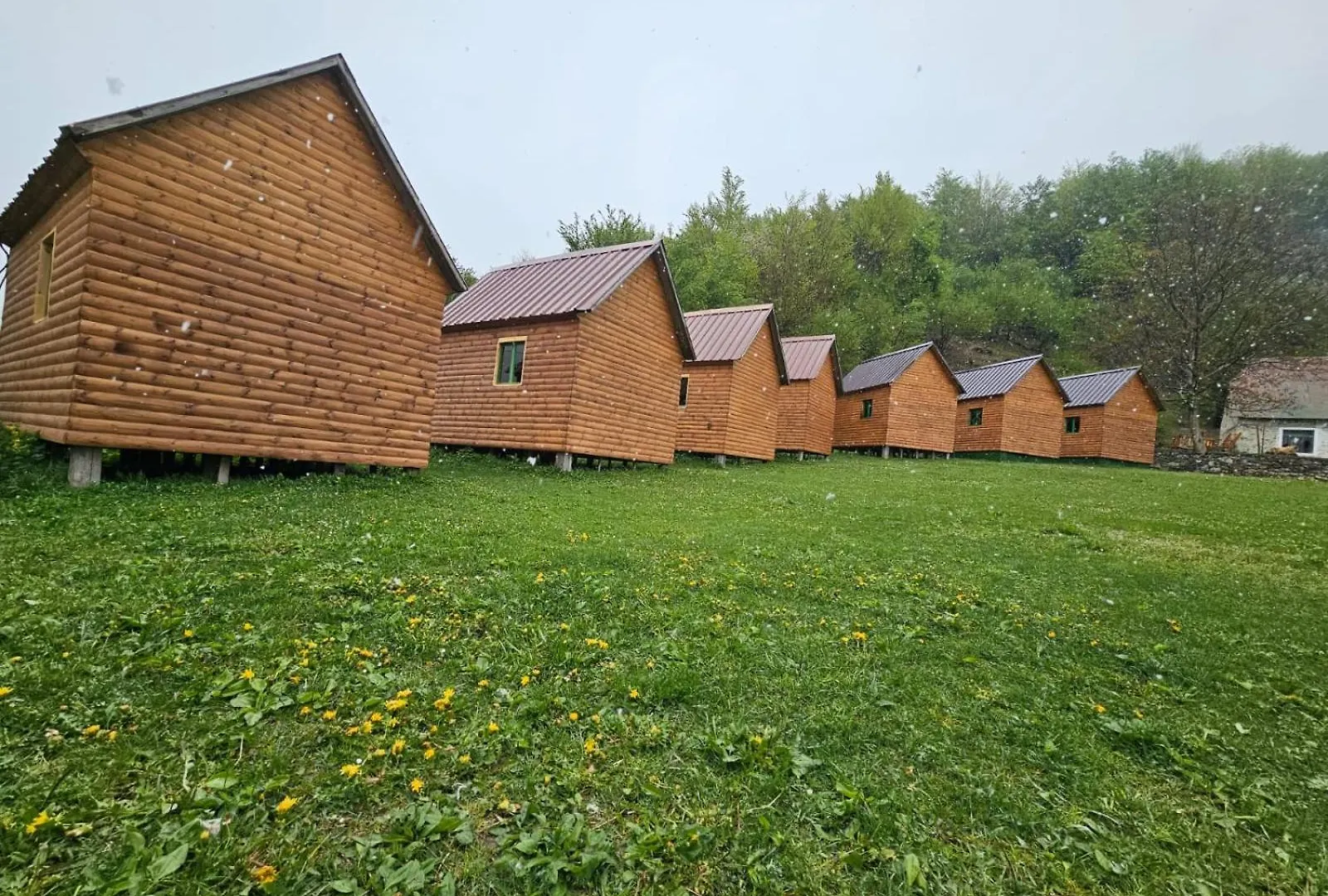 Bujtina Zemra Tradites Theth Guest house