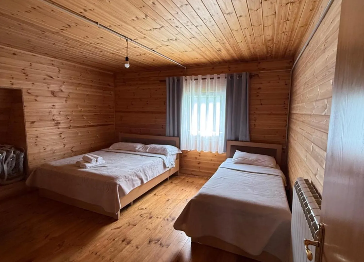 Bujtina Zemra Tradites Theth Guest house