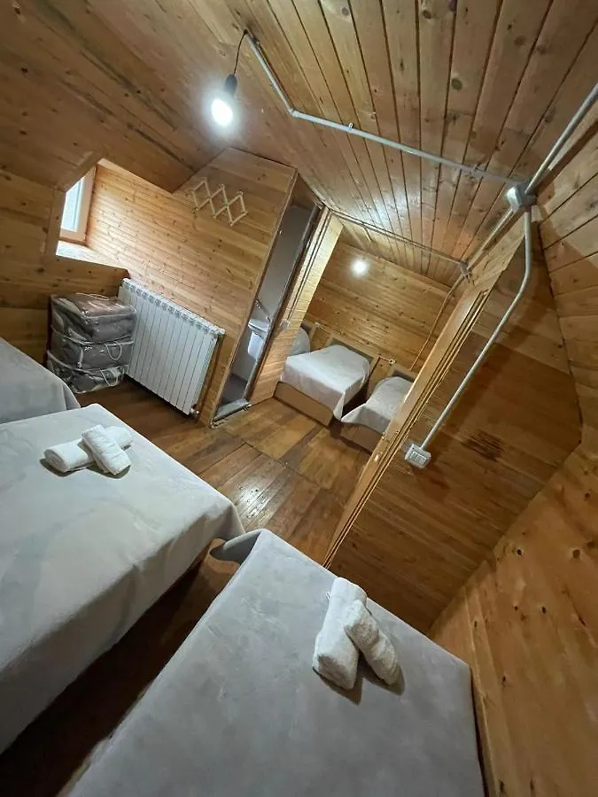 Bujtina Zemra Tradites Theth Guest house