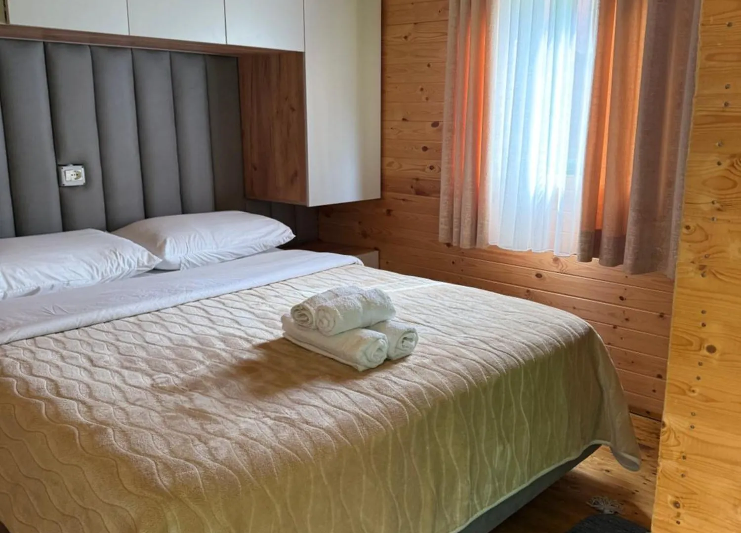 Bujtina Zemra Tradites Theth Guest house